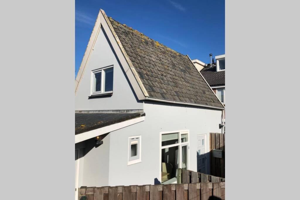 Vakantiehuis Beachhouse Seabreeze, Ontspannen Naast De Zee!
